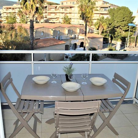 Studio Renove Climatise, 3 Couchages, Proche Port Et Casino A Cavalaire-Sur-Mer - Fr-1-226B-98 Eksteriør billede